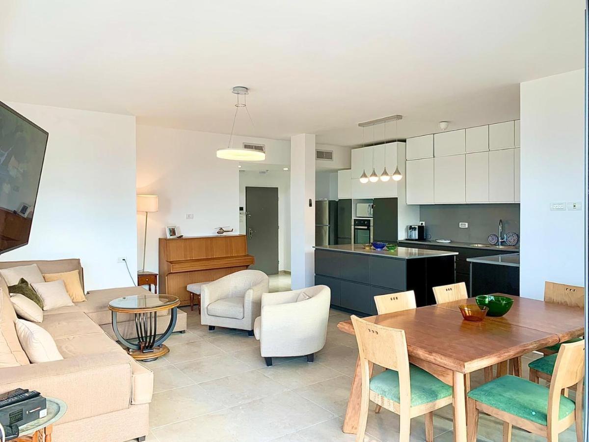 Beach Place Apartments Haifa Eksteriør billede
